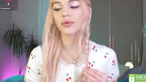 Mila and u can call me sweet bunny online show from March 14, 2026, 9:48 am