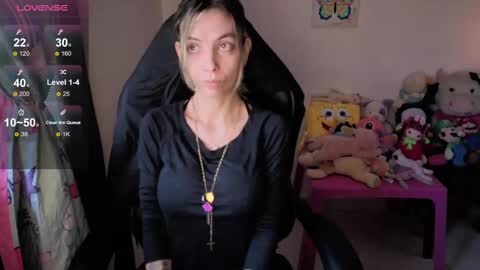 Snapshot of milacoxx8819 chatting on September 13, 2025, 3:34 pm milacoxx8819 online show from September 13, 2025, 3:34 pm