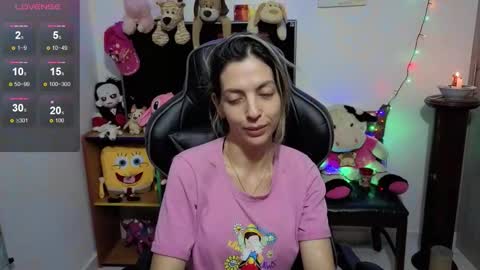 Snapshot of milacoxx8819 chatting on November 11, 2025, 1:27 am milacoxx8819 online show from November 11, 2025, 1:27 am