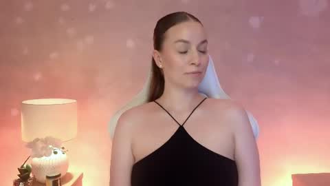 Snapshot of milafleur chatting on July 15, 2026, 4:56 pm Mila Fleur online show from July 15, 2026, 4:56 pm