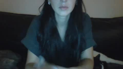 MilaGabor online show from November 5, 2025, 7:36 pm