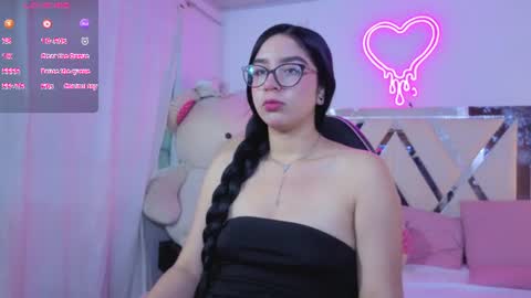 milah_tay online show from July 1, 2026, 11:23 am