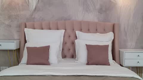 Snapshot of milaleoneli chatting on September 13, 2025, 3:34 pm milaleoneli online show from September 13, 2025, 3:34 pm