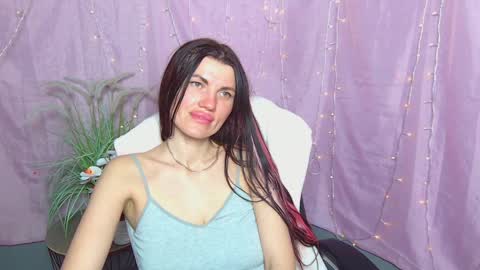 Snapshot of milaloona chatting on April 30, 2026, 7:04 am Milaloona online show from April 30, 2026, 7:04 am