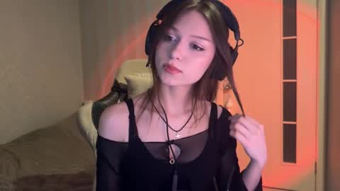 Snapshot of milamiuu chatting on January 17, 2026, 11:15 am milamiuu online show from January 17, 2026, 11:15 am