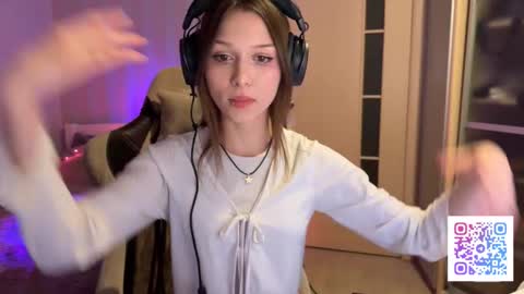 Snapshot of milamiuu chatting on February 1, 2026, 4:49 pm milamiuu online show from February 1, 2026, 4:49 pm