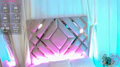 MilaMonroeXX online show from June 23, 2026, 2:09 am