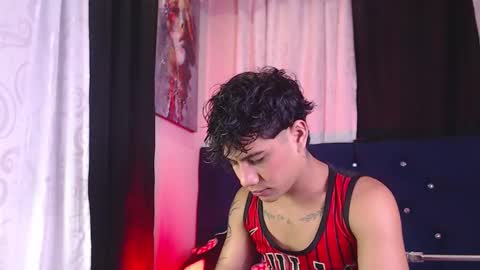 Milan Anxel online show from February 15, 2026, 1:46 am