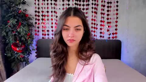 Snapshot of milana_crystal_ chatting on February 10, 2025, 8:20 am Milana online show from February 10, 2025, 8:20 am