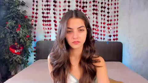 Snapshot of milana_crystal_ chatting on February 13, 2025, 8:27 am Milana online show from February 13, 2025, 8:27 am