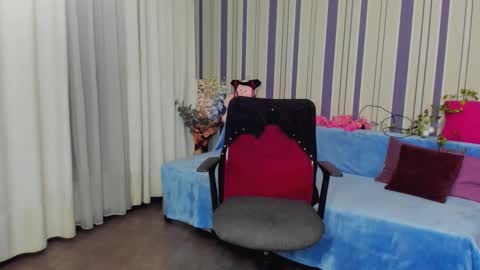 Snapshot of milanaalvis chatting on October 18, 2025, 12:17 pm MilanaAlvis online show from October 18, 2025, 12:17 pm