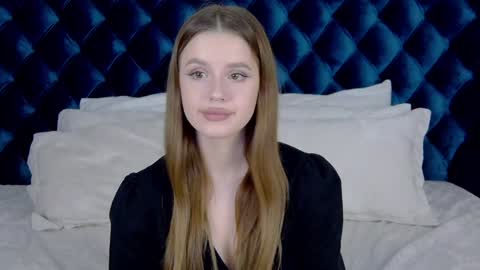 Snapshot of milanabalmain chatting on December 21, 2024, 8:07 am MilanaBalmain online show from December 21, 2024, 8:07 am