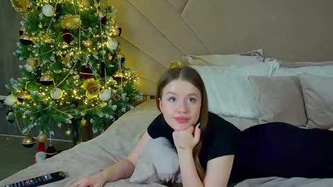 Snapshot of milanabalmain chatting on December 24, 2024, 10:55 am MilanaBalmain online show from December 24, 2024, 10:55 am