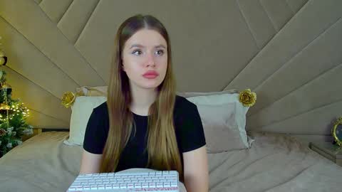 Snapshot of milanabalmain chatting on December 24, 2024, 2:01 pm MilanaBalmain online show from December 24, 2024, 2:01 pm