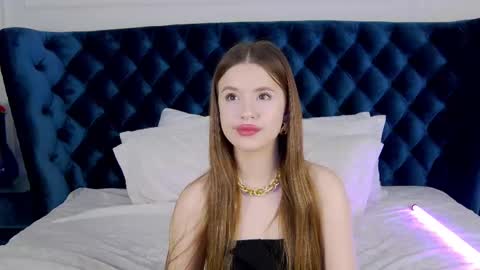 Snapshot of milanabalmain chatting on February 9, 2025, 4:57 am MilanaBalmain online show from February 9, 2025, 4:57 am