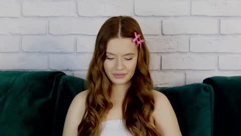 Snapshot of milanabalmain chatting on February 18, 2025, 4:37 am MilanaBalmain online show from February 18, 2025, 4:37 am