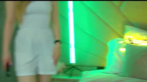 Snapshot of milanabalmain chatting on March 4, 2025, 8:13 am MilanaBalmain online show from March 4, 2025, 8:13 am