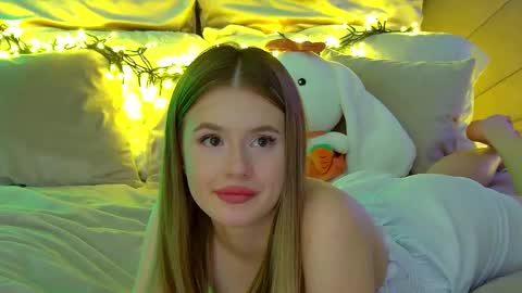 Snapshot of milanabalmain chatting on March 4, 2025, 2:42 pm MilanaBalmain online show from March 4, 2025, 2:42 pm