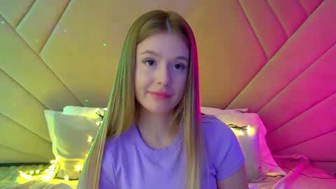 Snapshot of milanabalmain chatting on March 8, 2025, 8:00 am MilanaBalmain online show from March 8, 2025, 8:00 am