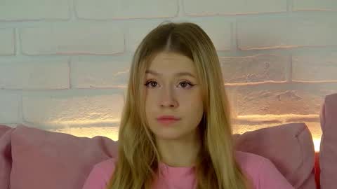 Snapshot of milanabalmain chatting on September 21, 2025, 4:03 am MilanaBalmain online show from September 21, 2025, 4:03 am