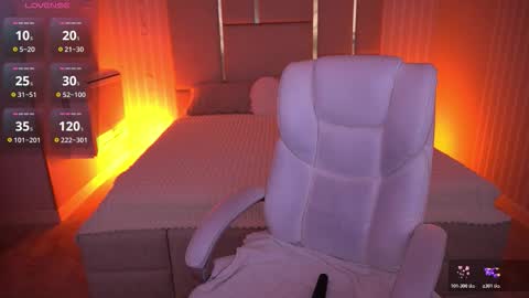 Snapshot of milanamusee chatting on October 25, 2025, 1:18 pm Milana online show from October 25, 2025, 1:18 pm