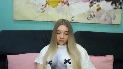 Milana online show from March 21, 2026, 8:19 am