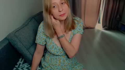 Snapshot of milanav chatting on June 18, 2026, 6:35 am Milena online show from June 18, 2026, 6:35 am