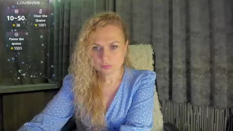 milanna_x online show from May 27, 2026, 7:33 pm