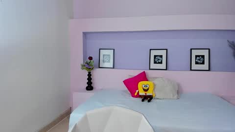 Snapshot of milarose4 chatting on December 3, 2024, 12:38 pm Mila Rose online show from December 3, 2024, 12:38 pm