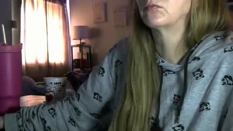 Mila online show from March 31, 2026, 2:06 pm