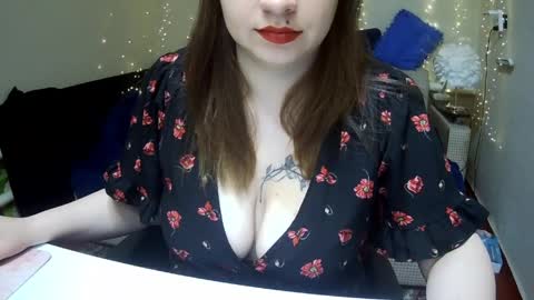 Snapshot of milaxcute chatting on May 26, 2026, 7:37 am Milaxcute online show from May 26, 2026, 7:37 am