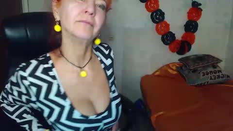 MilayaDFlow online show from November 9, 2025, 5:11 pm