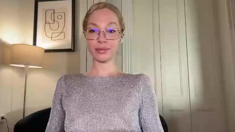 Snapshot of milayah chatting on February 27, 2026, 3:56 pm Mila online show from February 27, 2026, 3:56 pm