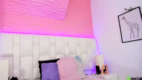 Snapshot of mile_loucrath chatting on January 23, 2025, 2:17 pm mile_loucrath online show from January 23, 2025, 2:17 pm