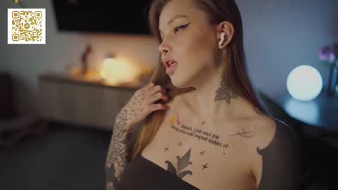 M  Telegram mamagotachannel online show from October 17, 2025, 2:08 pm