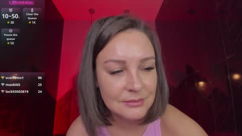 Snapshot of milena_mellow chatting on January 30, 2025, 3:44 am Milena online show from January 30, 2025, 3:44 am