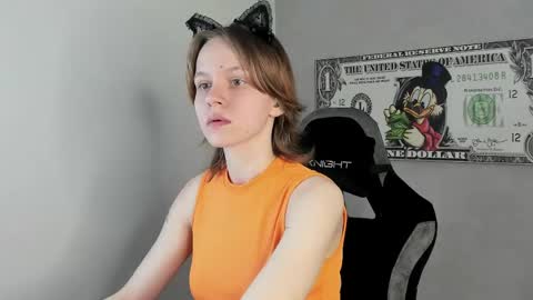 Milena online show from May 7, 2026, 1:44 am