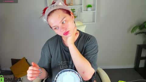 Snapshot of milena_sue chatting on September 9, 2025, 1:05 am milena_sue online show from September 9, 2025, 1:05 am