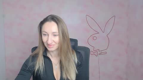 Milena online show from February 16, 2026, 6:53 am