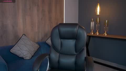 Snapshot of mileycruz_ chatting on October 27, 2025, 9:41 pm Miley Cruz IG miley model23 online show from October 27, 2025, 9:41 pm