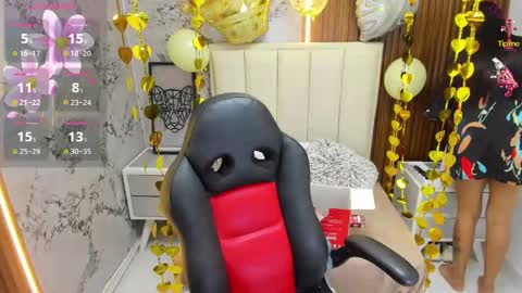 MILEY online show from November 26, 2025, 7:48 pm