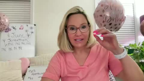 Snapshot of milf_goddess chatting on June 15, 2026, 3:42 am MIlf Goddess online show from June 15, 2026, 3:42 am