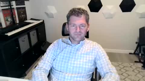 milf_hunter567 online show from October 31, 2025, 8:32 pm