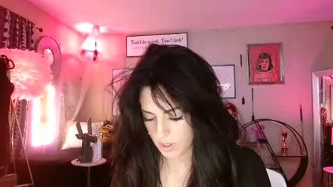 Snapshot of milf_lacey chatting on July 14, 2026, 10:37 pm Milf Lacey online show from July 14, 2026, 10:37 pm