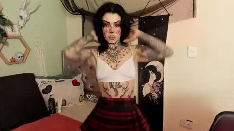 Snapshot of milf_onlyseduction chatting on June 16, 2026, 1:36 pm Isabella online show from June 16, 2026, 1:36 pm