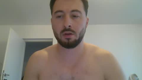 milfflover32 online show from October 5, 2025, 3:32 pm