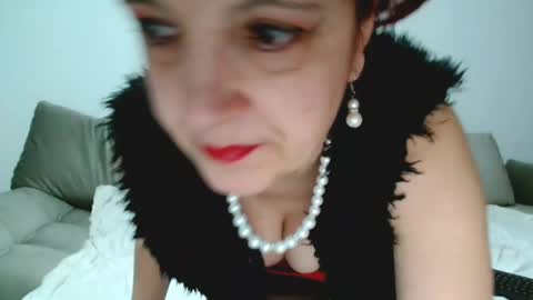 Milfsupreme online show from February 14, 2025, 9:21 pm