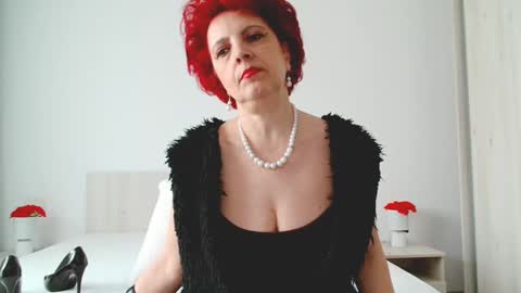 Milfsupreme online show from March 11, 2025, 12:28 pm
