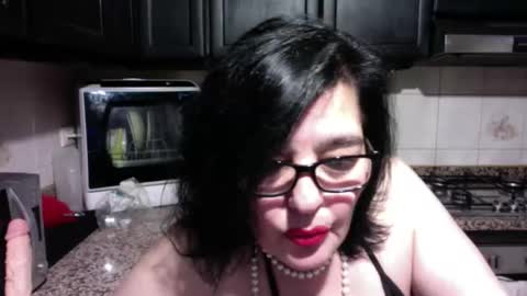 MILFMILFVALEVALE online show from April 17, 2026, 7:50 pm