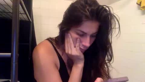 BabygirlsFreaky online show from November 21, 2025, 4:05 pm